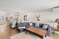 Spacious Condo with Lake and Mountain View - Ferienwohnung Mont-Tremblant