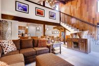 Lakeland Village 480 - Remodeled Close to Skiing 2BRLoft - Bed and Breakfast