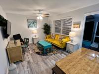 875 Oasis 2 - Bed and Breakfast