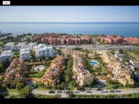 Luxury Townhouse walking to the beach - B&B Estepona