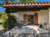 Petite Maison terrasse privée St Martin d'Ardèche - B&B