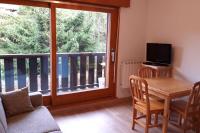 Sur le T M B centre village studio lumineux - B&B