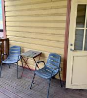 Idyllic apartment in Supilinn with a balcony, private parking and contact-free entrance - Chambres d'hôtes Tartu
