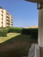 B&B El Alamein - Stella Heights - Cozy 3BD chalet with amazing private garden - North Coast ستيلا هايتس الساحل الشمالي - شاليه ارضي بحديقه - Bed and Breakfast El Alamein