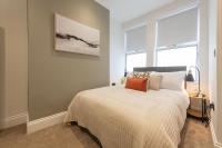 Modern 1 Bedroom Flat near Leeds City with Free Parking, Ideal for Contractors & Long Stays - NordStay - B&B