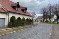 Wohnung im Grünen, Haus Cara, 120m², 4 Zi, Kü, Bad - B&B Schkeuditz