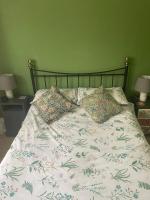 B&B Kent - Seaside Villa on Secluded Green - Bed and Breakfast Kent