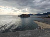 Serenity at Sveti Stefan - B&B Sveti Stefan