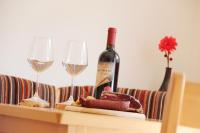 Apartment with Mountain View