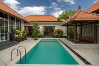 Villa Nana Seminyak - B&B