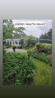 Hidden Hearts Apartment & Hottub - B&B Roscrea
