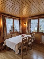 Taubenhaus OG - Bed and Breakfast Fiesch