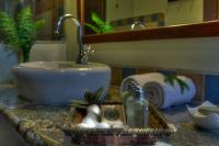 Master Suite I