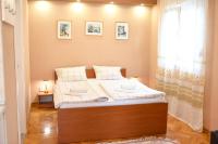 Apartment mit Balkon