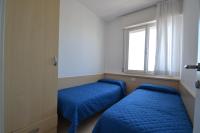 Appartamento con 2 Camere da Letto e Vista Mare