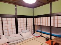 Vierbettzimmer im japanischen Stil