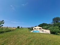 Private Villa with pool France - Villa Hirondelles - B&B Saint-Pierre-de-Juillers