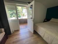 Apartment mit 1 Schlafzimmer, Balkon und Stadtblick
