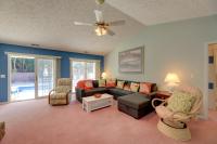 Pine Knoll Shores Getaway - Walk to Beach! - Ferienwohnung Pine Knoll Shores