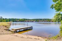 Spacious Hot Springs Village Home < 1 Mi to Lake! - Bed and Breakfast Lonsdale