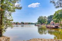 Spacious Hot Springs Village Home < 1 Mi to Lake! - Chambres d'hôtes Lonsdale
