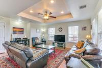 Steps to Surfside Beach ADA-Friendly Home - B&B
