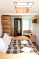 Comfort Dreibettzimmer mit Dusche