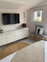 Camera Matrimoniale con Vista Piscina