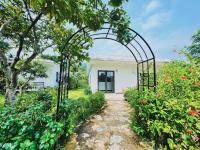 Rose Villas & Resort - Ba Vi- A120 - B&B Ba Vì