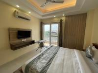 B&B Gurgaon - Golf View Extension Service Apartments - Bed and Breakfast Gurgaon
