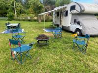 Camping-car au Charme de la Forêt avec jardin Accès à pied Circuit des 25 Bosses - Chambres d'hôtes Le Vaudoué