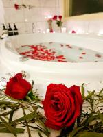 The Gamekeepers Spa Cottage in Tamborine Mountain - B&B Tamborine Mountain