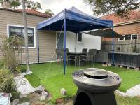 Elegant Family Retreat Near Beaches & Sydney CBD - B&B