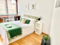 El Carbayu Con garaje privado - B&B Oviedo