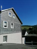 Große Ferienwohnung am Rennsteig - B&B Neuhaus am Rennweg