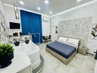 King Room with Spa Bath