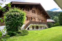 Beautiful Apartment With Stunning View - Chalet Mutthorn - B&B Gsteig