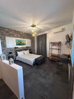 Tsoukanas Studios - B&B