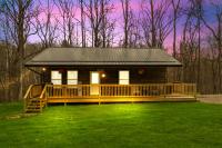 --AVAIL NEW BOOKING PROMOTIONS --- Secluded Cabin King Bed XBOX WIFI HotTub Games Firepit Close to Hiking Trails - B&B