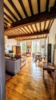 Centrally Located Sarlat Apartment with Medieval Town Views - Ferienwohnung Sarlat-la-Canéda