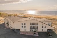 Marina Resort Apartments by Hiekka Booking - sisältää liinavaatteet ja loppusiivouksen - Chambres d'hôtes Kalajoki