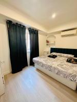 Two-Bedroom Deluxe Apartment with Balcony