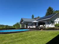 Dom w Starym Sadzie z basenem i sauną - Beskid Wyspowy - B&B