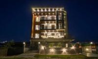 B&B Noida - The Embassy Inn - Bed and Breakfast Noida