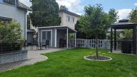 3 ROOMS - Zimmervermietung nähe Flughafen BER - gratis WLAN, Parken & Netflix - Chambres d'hôtes Berlin