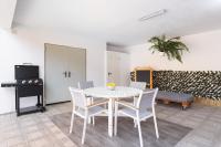 OkStay Casa Maye Tenerife with jacuzzi and large outdoor area - Chambres d'hôtes Güimar