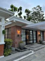Kallista Villa Kalibaru - B&B Kalibaru