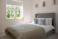 B&B York - Spacious Retreat with Parking: Ideal for Families & Contractors - Bed and Breakfast York