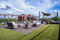 Luxury 1 Bedroom serviced apartment with Roof terrace & Gym - Chambres d’hôtes