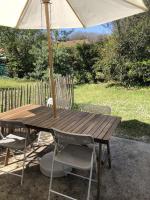 Petite Maison Chaleureuse avec piscine - B&B